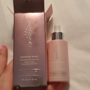 Hydropeptide moisture reset